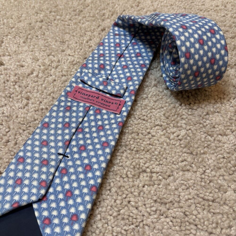 Vineyard Vines Blue Pink Palm Tree Print Tie 61" X 3.5" 100% Silk Made In USA